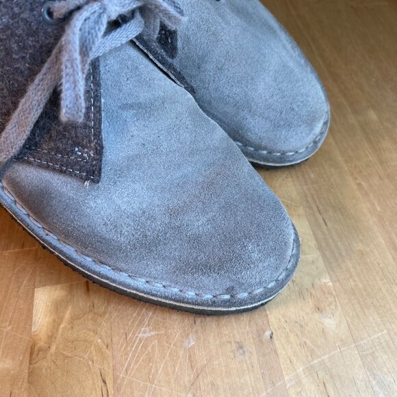 SIZE 10 Clarks Original Womens Gray Wool Felt Leather Desert Boots Crepe Soles - Picture 4 of 11